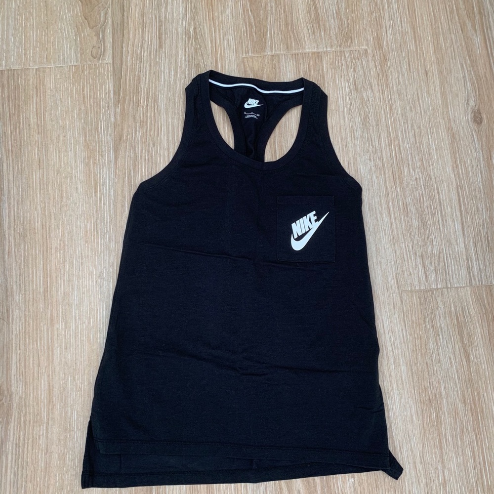 Nike Women’s Tank Top Size Small